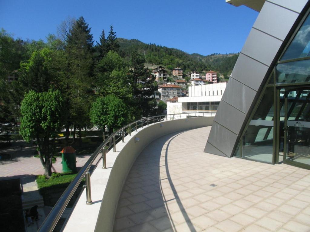 Evridika Hotel Devin Bagian luar foto