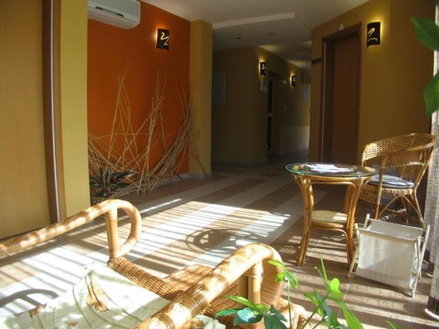 Evridika Hotel Devin Bagian luar foto